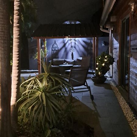 La Liane De Jade 974-Lodge Le Palissandre - Jacuzzi Privatif - Piscine Chauffee Le Bois de Nefles  Dış mekan fotoğraf