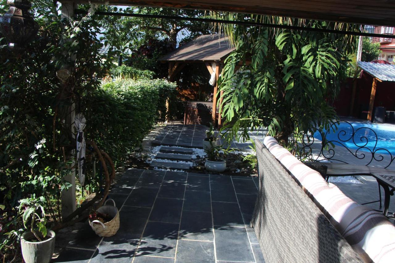 La Liane De Jade 974-Lodge Le Palissandre - Jacuzzi Privatif - Piscine Chauffee Le Bois de Nefles  Dış mekan fotoğraf