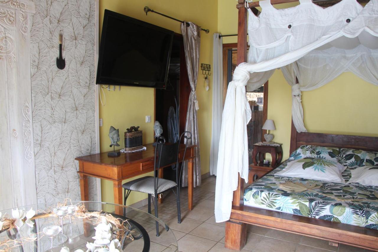 La Liane De Jade 974-Lodge Le Palissandre - Jacuzzi Privatif - Piscine Chauffee Le Bois de Nefles  Dış mekan fotoğraf